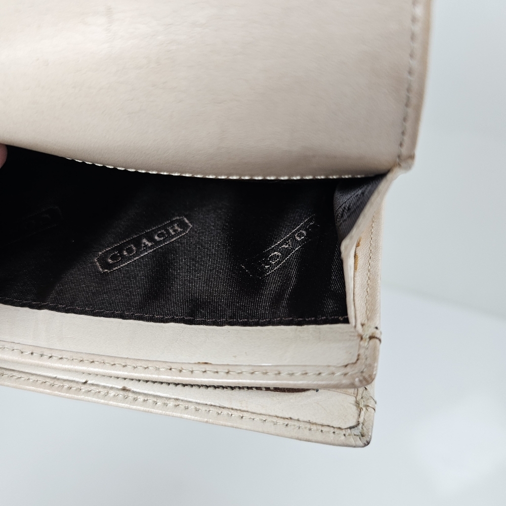 Coach Signature Canvas Wallet - Brown and Cream Vintage - Picture 8 of 10